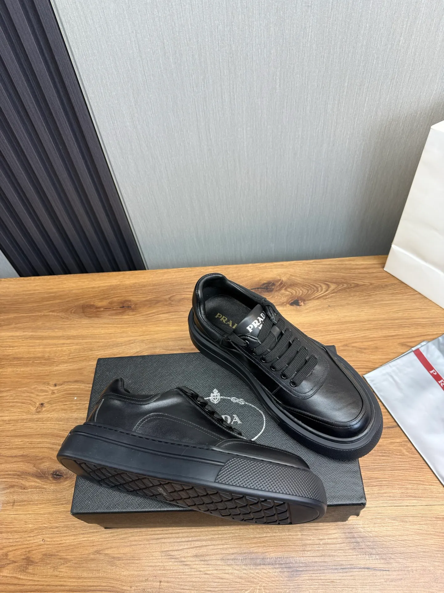 Men's shoes 💰500💰 PRADA【Prada】Men's new casual shoes ⬆️Imported cowhide + genuine leather lining. Anti-slip outsole, 38-44 (customized for 45)